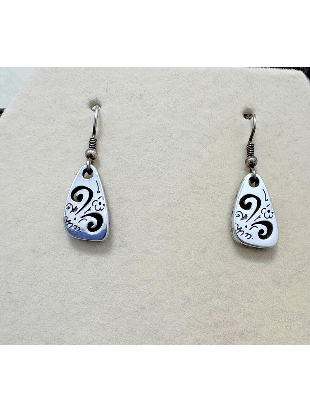 Brighton Brazilian Etched Cutout Oblong Silver Dangle French Wire Earrings